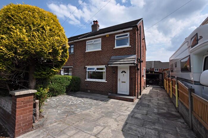 3 Bedroom Semi-Detached House For Sale In Meadow Way, Coppull, PR7