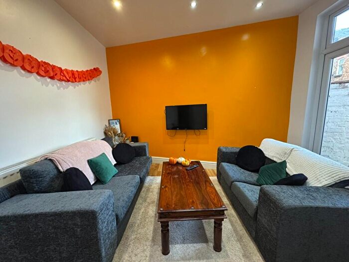 4 Bedroom House To Rent In Herondale Road, Liverpool, Merseyside, L18