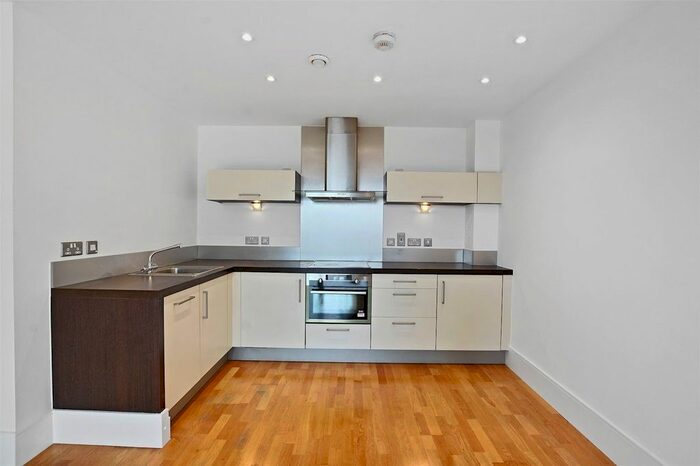 1 Bedroom Flat To Rent In Highbury Stadium, London, N5