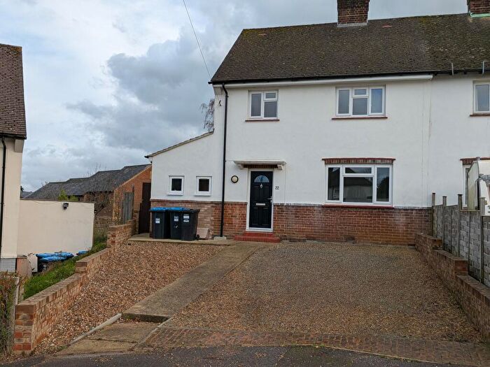 3 Bedroom House To Rent In Kenrick Square, Bletchingley, Redhill, RH1