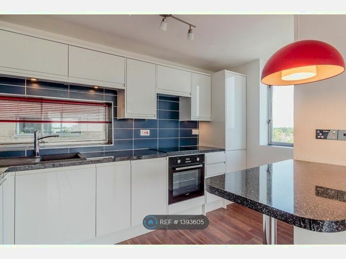 2 Bedroom Flat To Rent In Lower Mortlake Road, Richmond, TW9