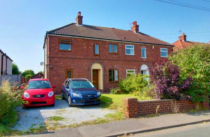 3 Bedroom Semi-Detached House For Sale In South Duffield Road, Osgodby, Selby, North Yorkshire, YO8