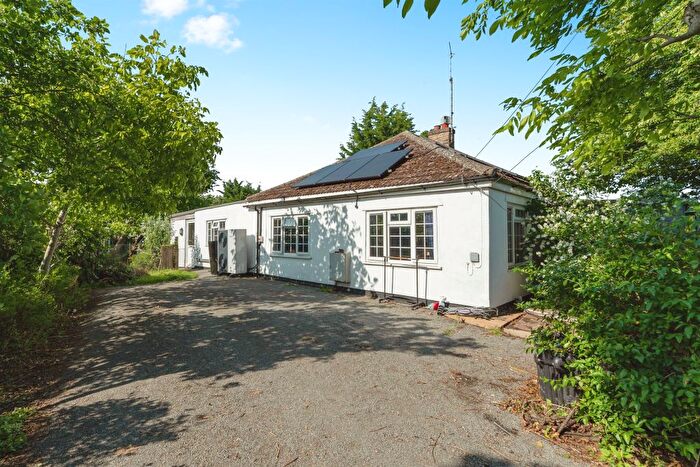 4 Bedroom Detached Bungalow For Sale In Prickwillow Road, Queen Adelaide, Ely, CB7