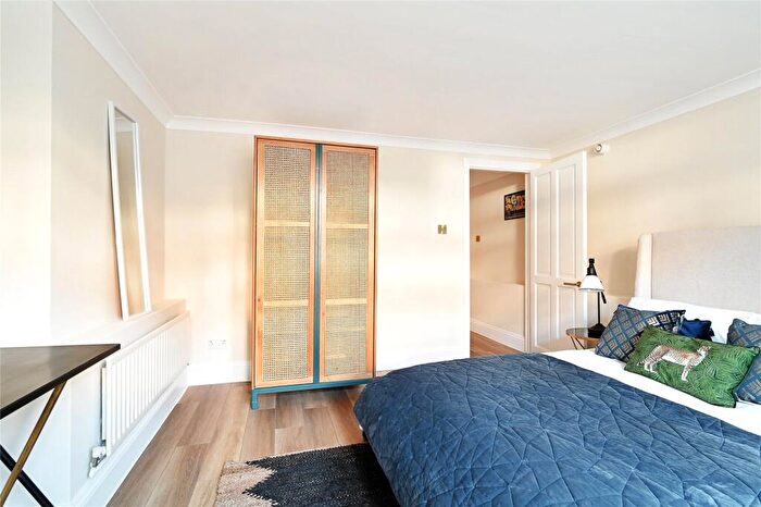 1 Bedroom Apartment For Sale In Beaconsfield Villas, Brighton, East Sussex, BN1