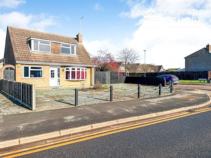3 Bedroom Bungalow For Sale In Gunthorpe Road, Peterborough, Cambridgeshire, PE4
