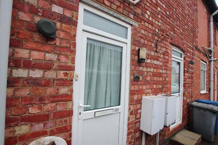 2 Bedroom Terraced House To Rent In Havelock Street, Kettering, Northamptonshire, NN16