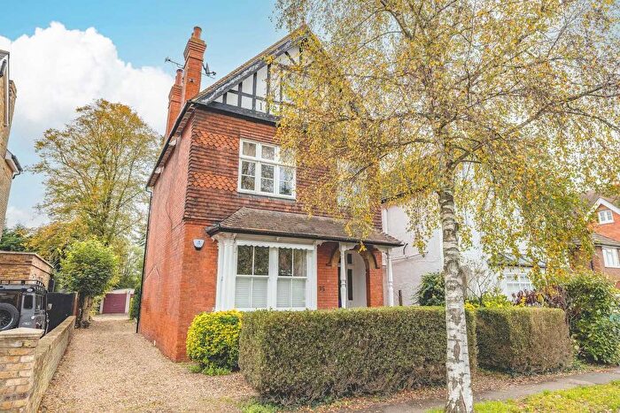 2 Bedroom Maisonette To Rent In Montagu Road, Datchet, SL3