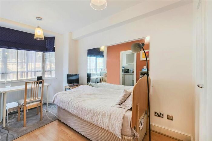 Studio To Rent In Sloane Avenue, London, SW3