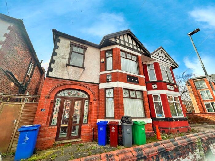 3 Bedroom Semi-Detached House To Rent In Milverton Road, Manchester, Greater Manchester, M14