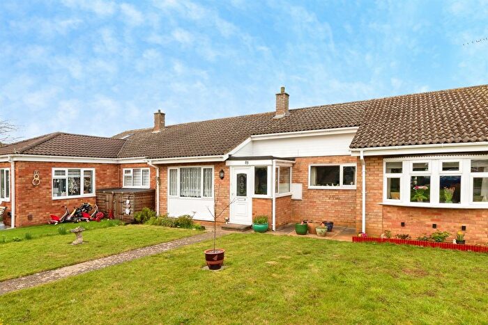 2 Bedroom Terraced Bungalow For Sale In Green Acres, Gamlingay, Sandy, SG19