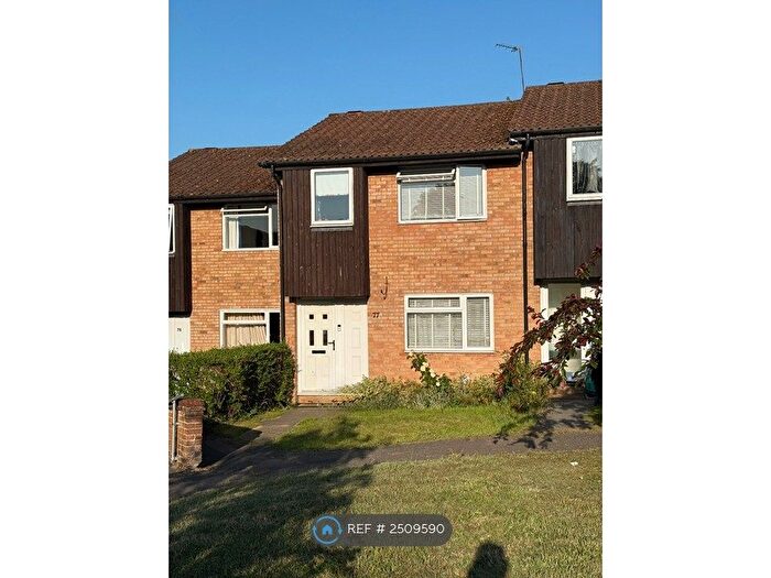3 Bedroom Terraced House To Rent In Kennedy Gardens, Sevenoaks, TN13