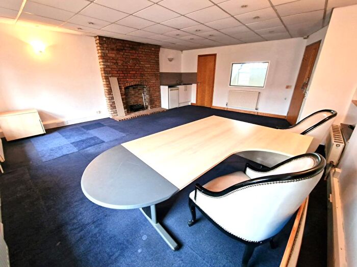 Office To Rent In Windsor Street, Luton, Bedfordshire, LU1