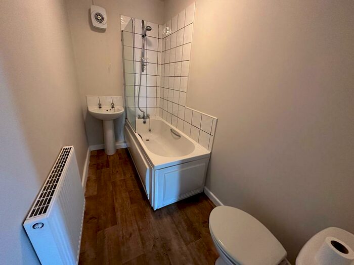 2 Bedroom Terraced House To Rent In North Street, Cross Hills, BD20