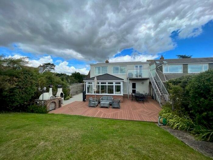 4 Bedroom Detached House To Rent In The Hard, Bognor Regis, PO22