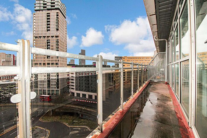 2 Bedroom Flat To Rent In Gerry Raffles Square, Stratford, E15