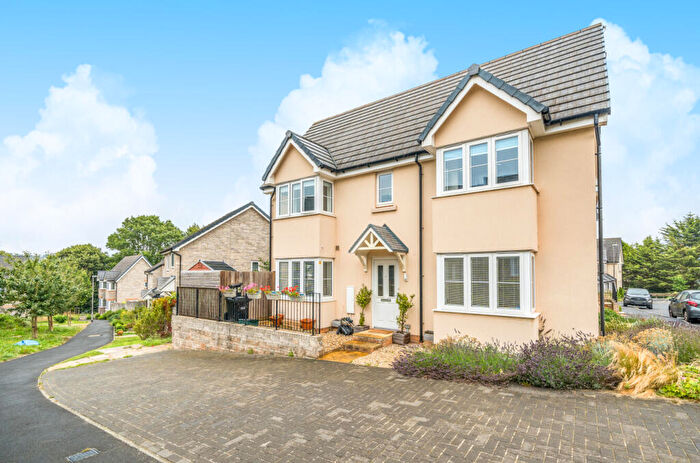 3 Bedroom Link Detached House For Sale In Bindery Walk, Paulton, Bristol, BS39