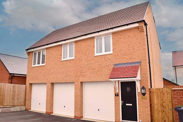 2 Bedroom Detached House To Rent In Plantation View, Silsoe, MK45
