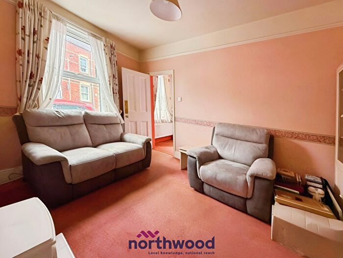 3 Bedroom End Of Terrace House For Sale In May Street, St James, Exeter, EX4