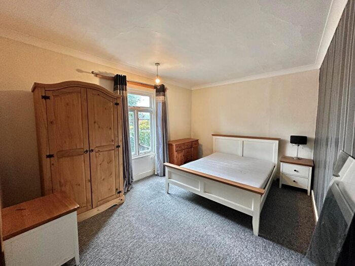2 Bedroom Flat To Rent In High Street, Manea, March, PE15