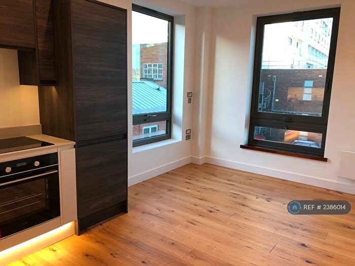 1 Bedroom Flat To Rent In The Ring, Bracknell, RG12