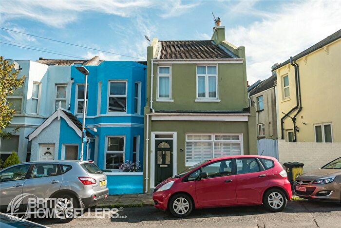 3 Bedroom End Of Terrace House For Sale In Calvert Road, Hastings, East Sussex, TN34