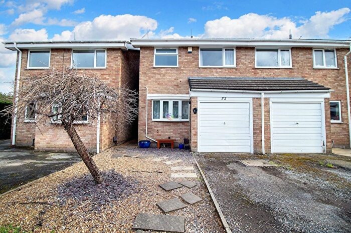 3 Bedroom Semi-Detached House For Sale In Ullswater Drive, Dronfield Woodhouse, S18