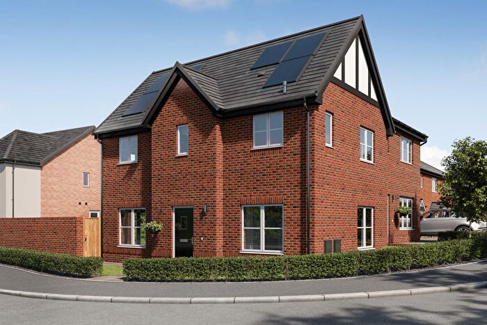 3 Bedroom Semi-Detached House For Sale In Rossendale Drive, Adlington, PR6