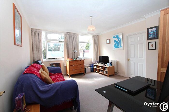 1 Bedroom Flat To Rent In The Chase, Stanmore, HA7