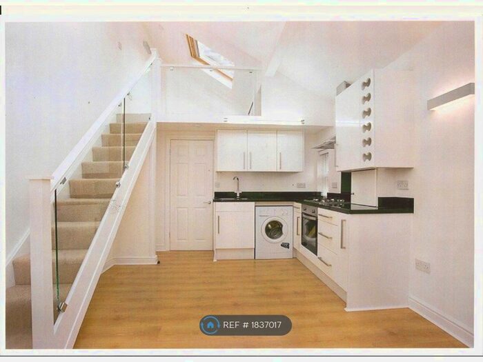 1 Bedroom Flat To Rent In Farnan Road, London, SW16