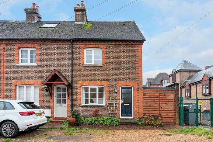 3 Bedroom End Of Terrace House To Rent In Ansell Road, Dorking, RH4