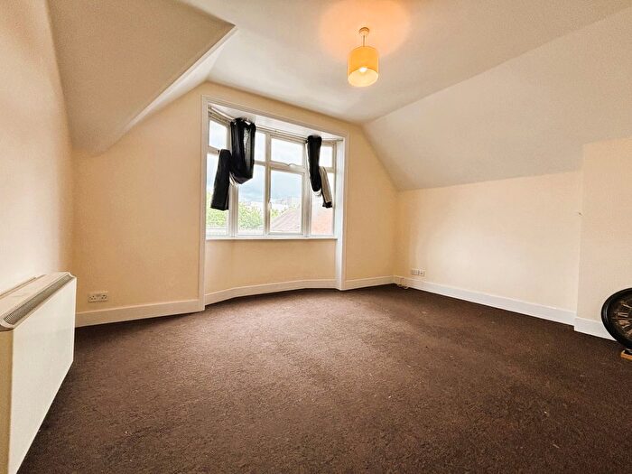 1 Bedroom Flat To Rent In High Street, Tonbridge, TN9