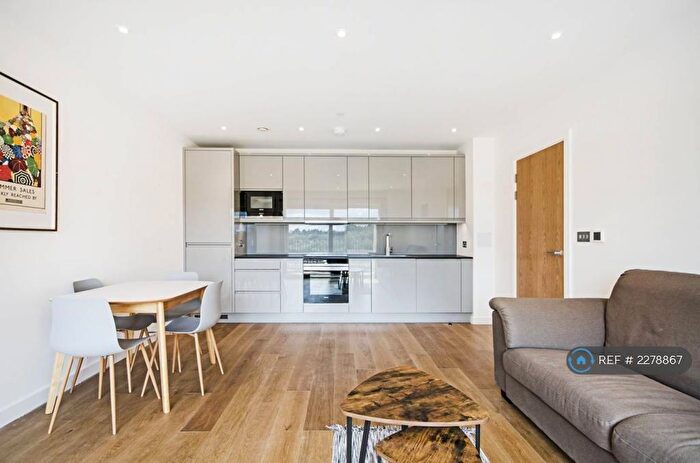 1 Bedroom Flat To Rent In Peacon House, London, NW9