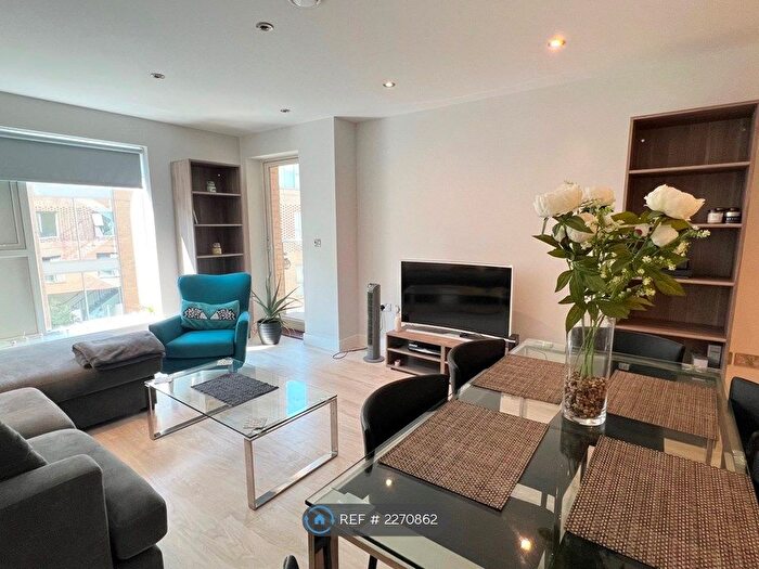 2 Bedroom Flat To Rent In Great Northern Road, Cambridge, CB1