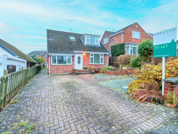 4 Bedroom Detached House To Rent In Wheatcroft Close, Wingerworth, Chesterfield, Derbyshire, S42