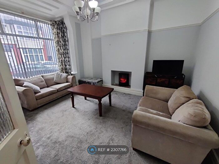 1 Bedroom Flat To Rent In Parkside, Wallasey, CH44
