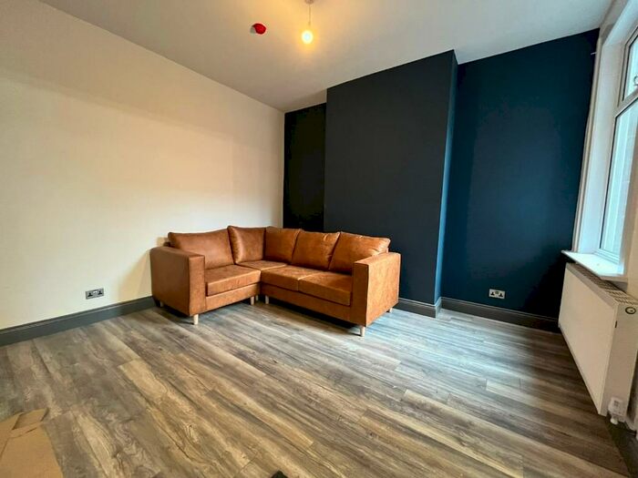 5 Bedroom Terraced House To Rent In Thornycroft Road, Liverpool, Merseyside, L15