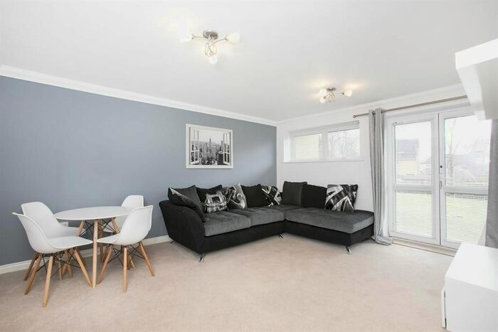 1 Bedroom Flat To Rent In Apartment Exchange Apartments, Sparkes Close, Bromley, Kent, BR2