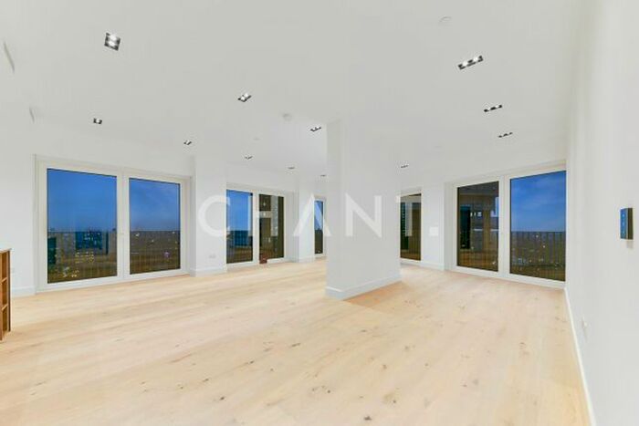 2 Bedroom Flat To Rent In Exchange Gardens, London, SW8