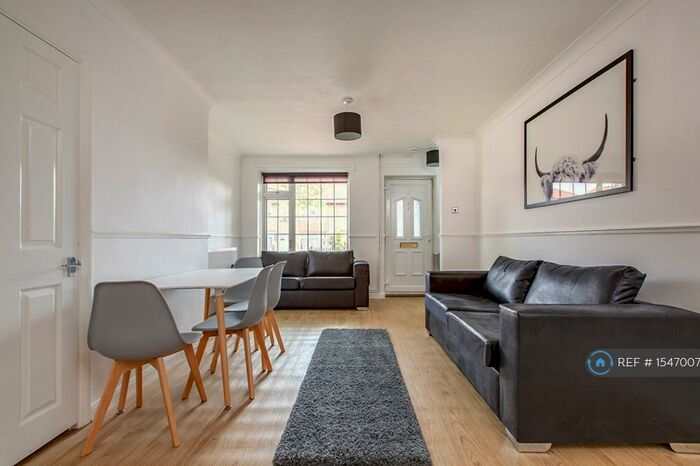 6 Bedroom Semi-Detached House To Rent In Cadge Road, Norwich, NR5