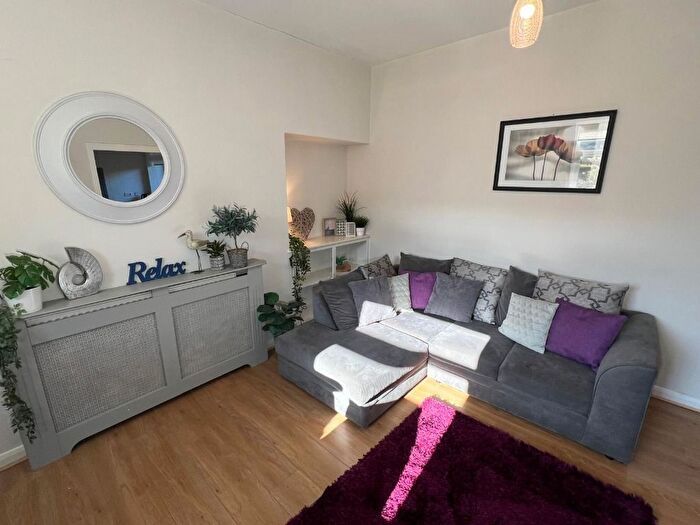 2 Bedroom Flat To Rent In Froghall Terrace, Old Aberdeen, Aberdeen, AB24