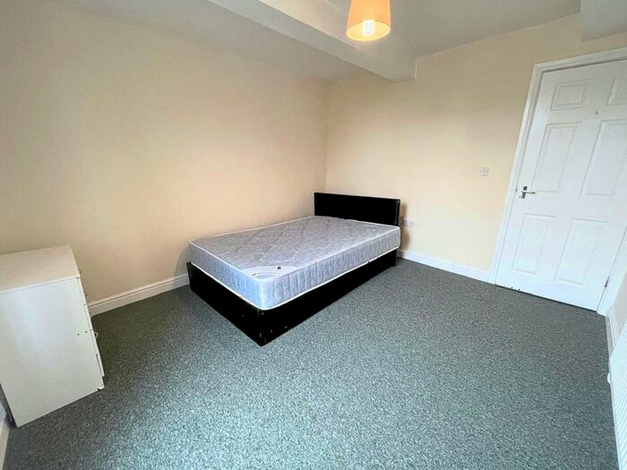 1 Bedroom Flat To Rent In Upper Bar, Newport, TF10