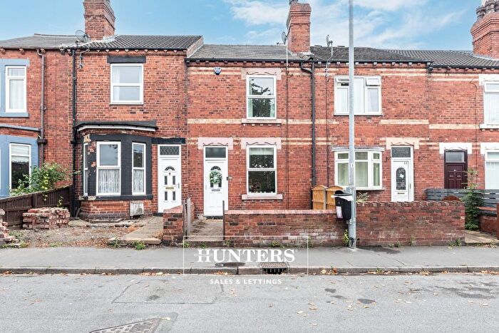 2 Bedroom Terraced House For Sale In Wood Lane, Castleford, WF10