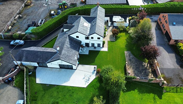 5 Bedroom Detached House For Sale In Pope Lane, Whitestake, PR4
