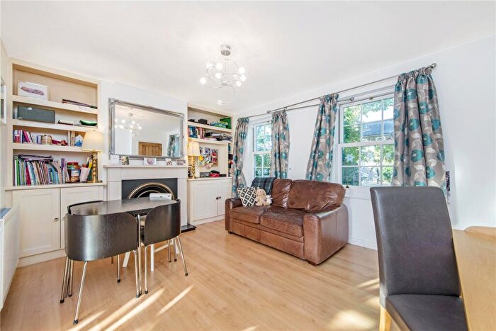 2 Bedroom House To Rent In Thermopylae Gate, Cubitt Town, E14