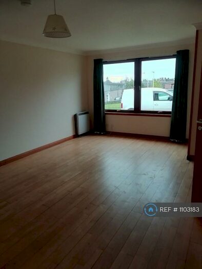 2 Bedroom Flat To Rent In Manse Court, Blairgowrie, PH10