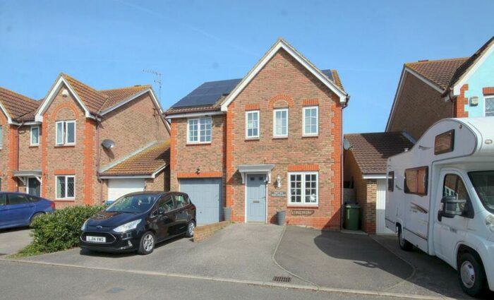 4 Bedroom Detached House To Rent In Penny Cress Road, Minster On Sea, ME12