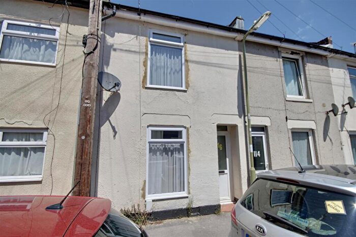 2 Bedroom Terraced House To Rent In Leesland Road, Gosport, PO12