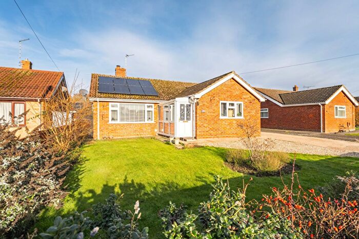 3 Bedroom Detached Bungalow For Sale In Middlemarch Road, Dereham, NR19
