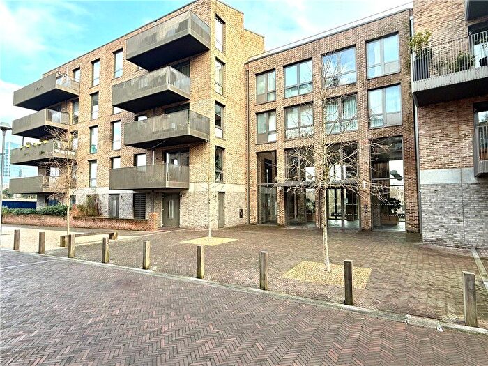 1 Bedroom Flat To Rent In Durham Wharf Drive, Brentford, TW8