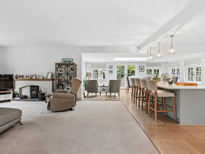 3 Bedroom Detached Bungalow For Sale In Frensham Road, Farnham, GU10